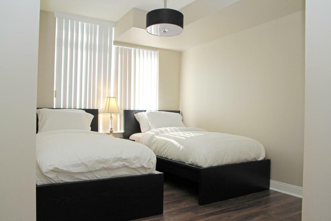 Urban Furnished Suites - 미시소거 외부 사진