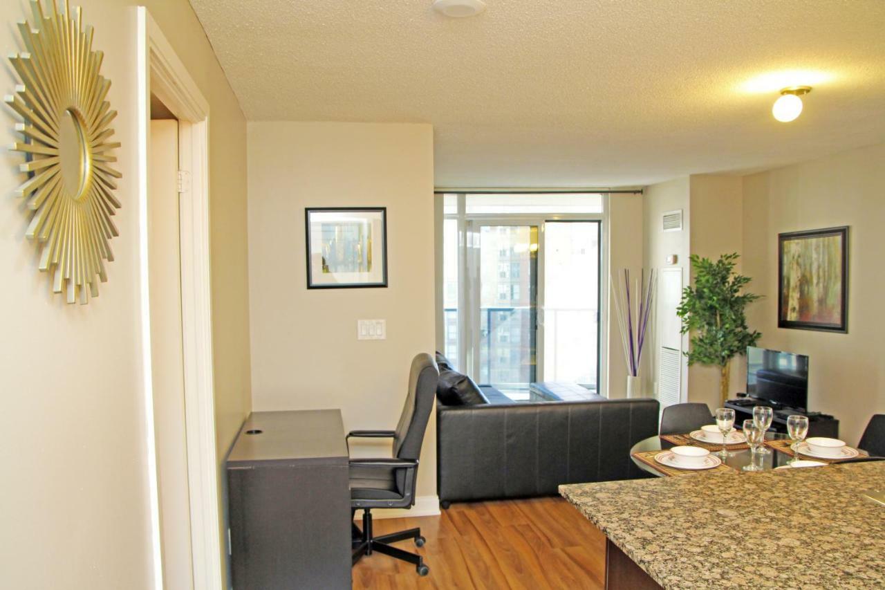 Urban Furnished Suites - 미시소거 외부 사진