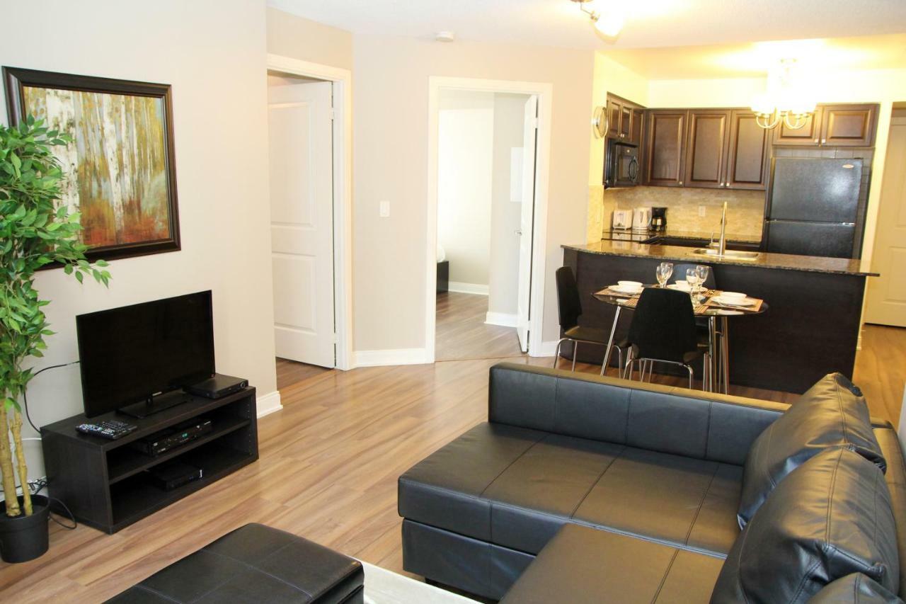 Urban Furnished Suites - 미시소거 외부 사진