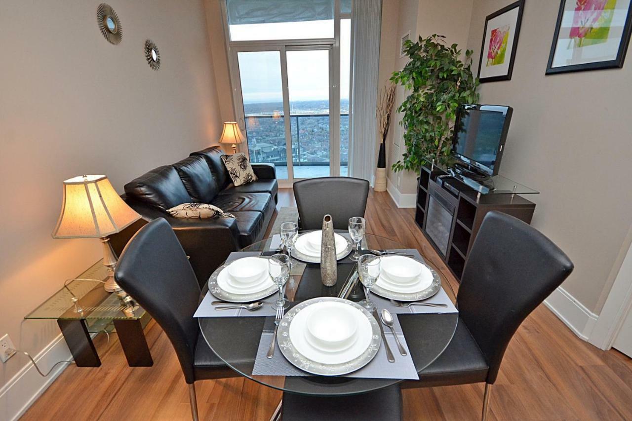 Urban Furnished Suites - 미시소거 외부 사진
